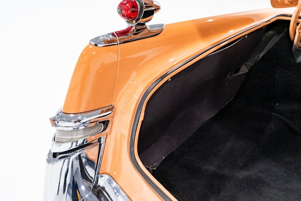Chrysler IMPERIAL *PRIX EN USD* 354cu.in. FirePower V8 1 of 2098 built 1956 Orange Montréal - photo #82
