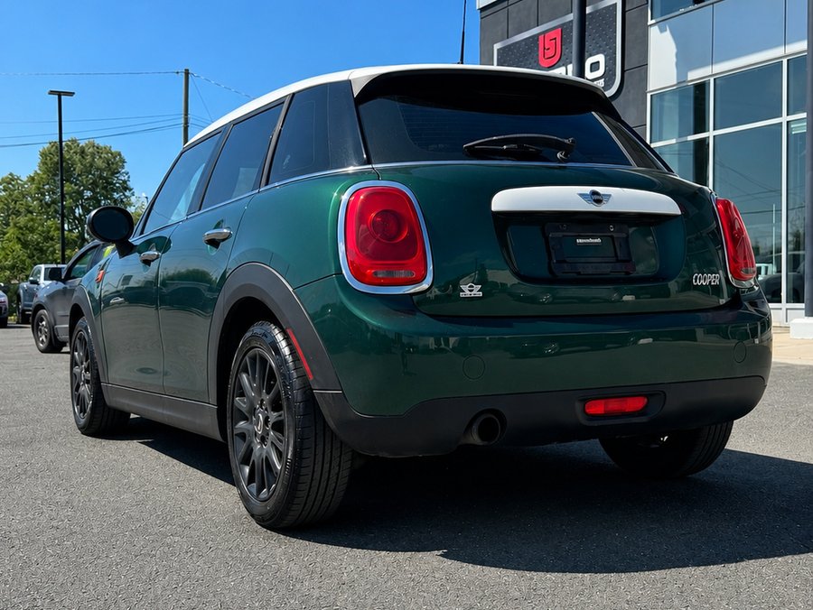 MINI Cooper toit rigide 5 portes 2015 2015 Vert