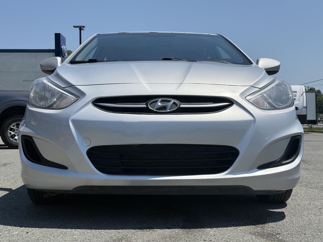 Hyundai Accent 2016 Granby - photo #9