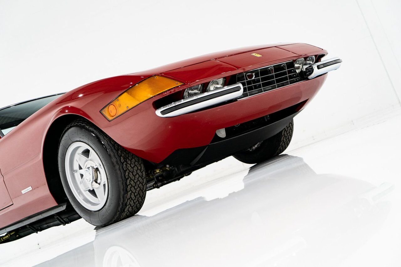 1973 Ferrari 365 GTB4 Daytona 18,301 miles With Orig Books/Tools/ Carbs / Filter Box Red Montreal - photo #44