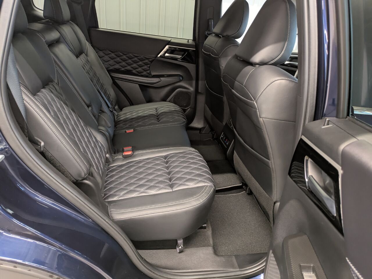 2024 Mitsubishi Outlander Plug-In Hybrid Gatineau - photo #18