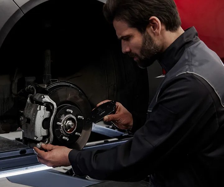 VOTRE CONCESSIONNAIRE MAZDA EST MAÎTRE DE L’ENTRETIEN MAZDA. LITTÉRALEMENT.