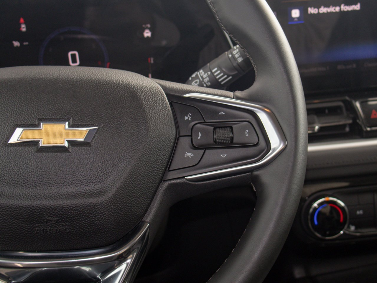 2026 Chevrolet Trailblazer AWD 4dr LT Black Sherwood Park - photo #22