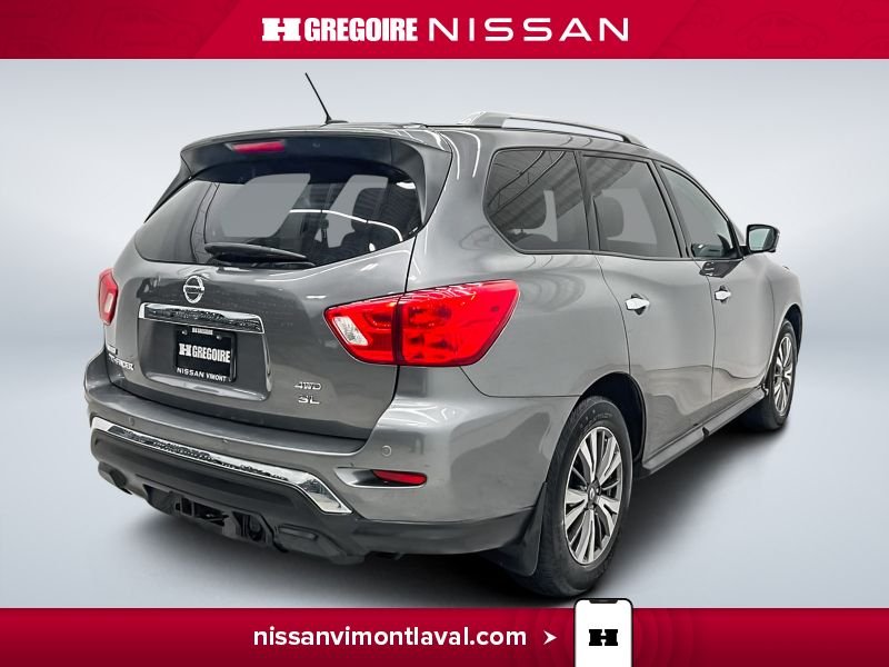 2017 Nissan Pathfinder Grey Laval - photo #8