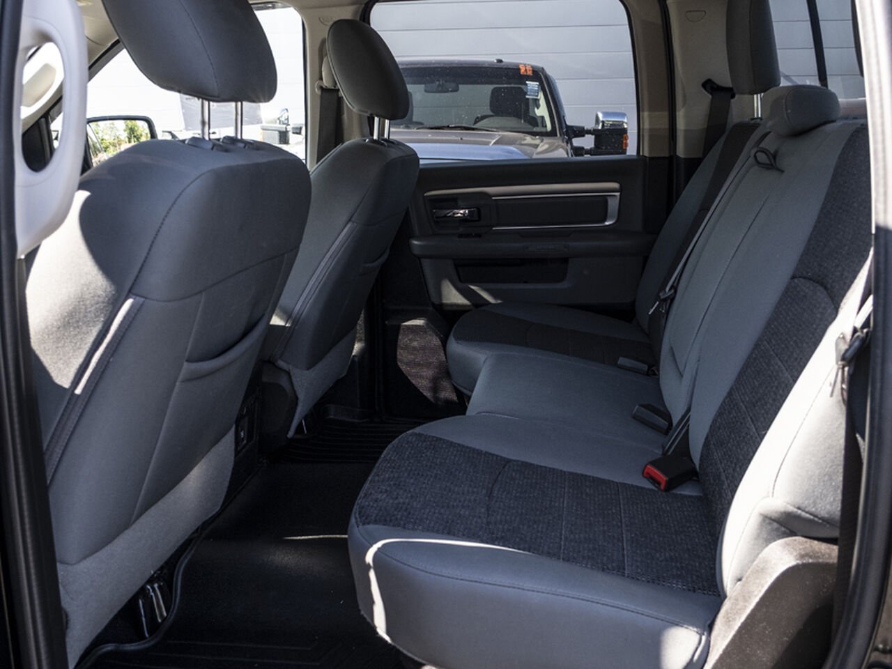 Ram 1500 Classic 2019 Noir Gatineau - photo #19