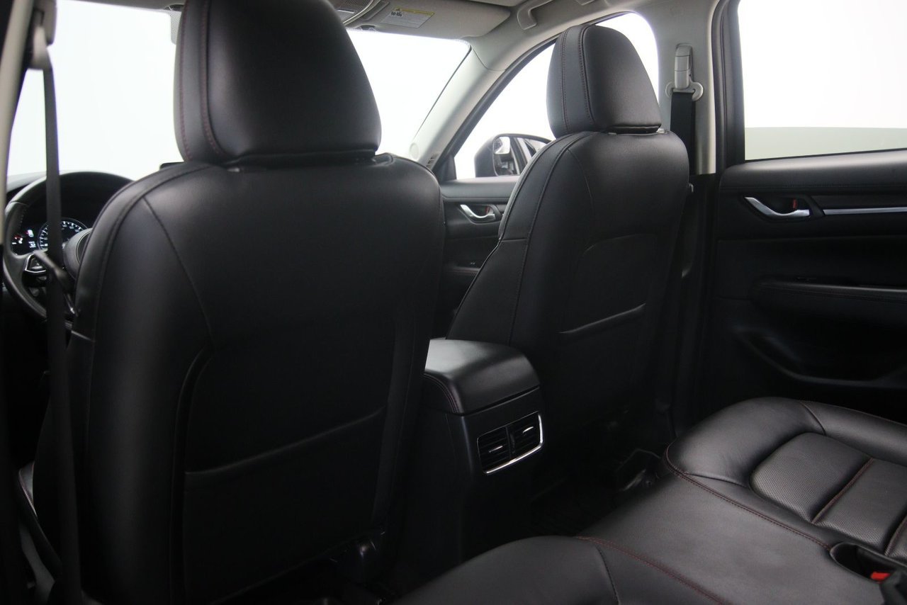 2025 Mazda CX-5 VIN JM3KFBCM8S0579539 Black Chicoutimi - photo #9
