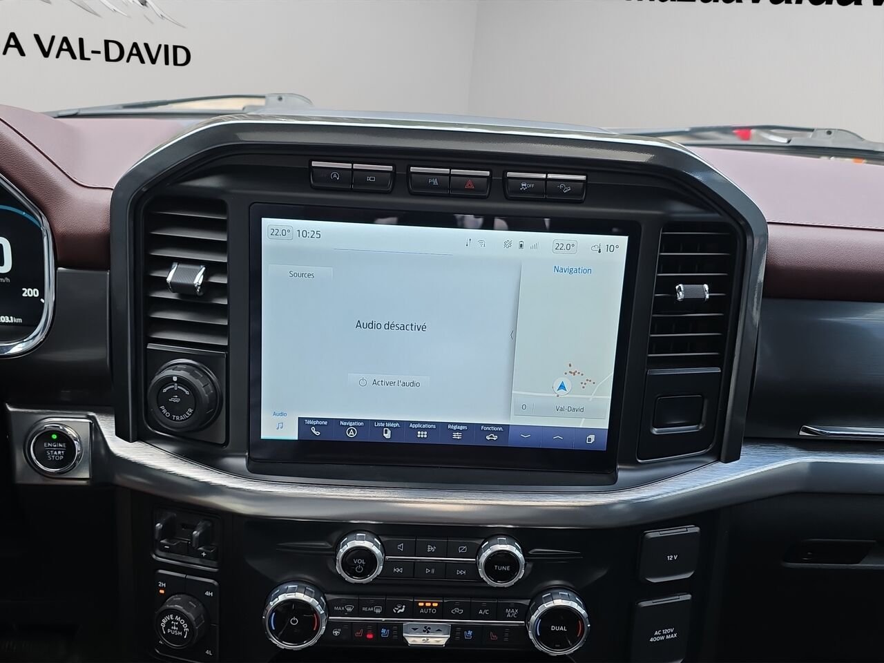 2023 Ford F-150 LARIAT cabine SuperCrew 4RM caisse de 5,5 pi Black Val-David - photo #11