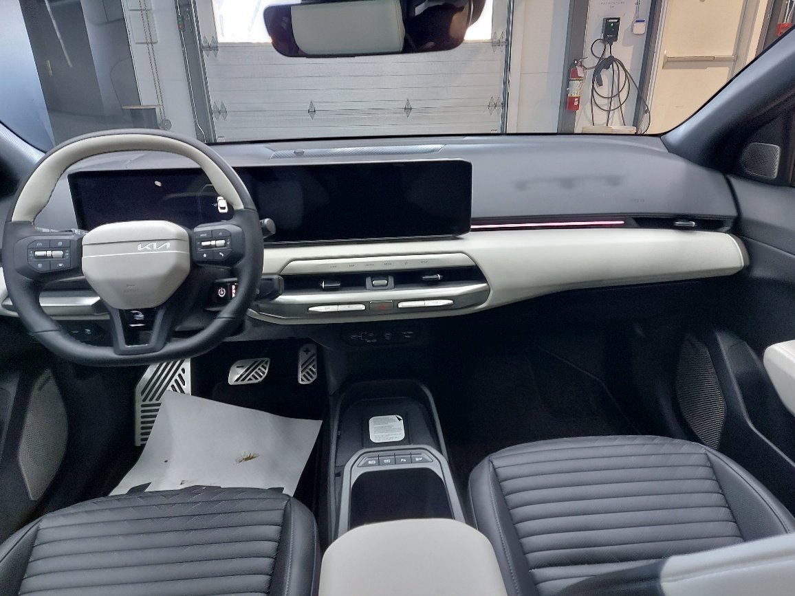 2026 Kia EV4 Shale Grey Blainville - photo #8