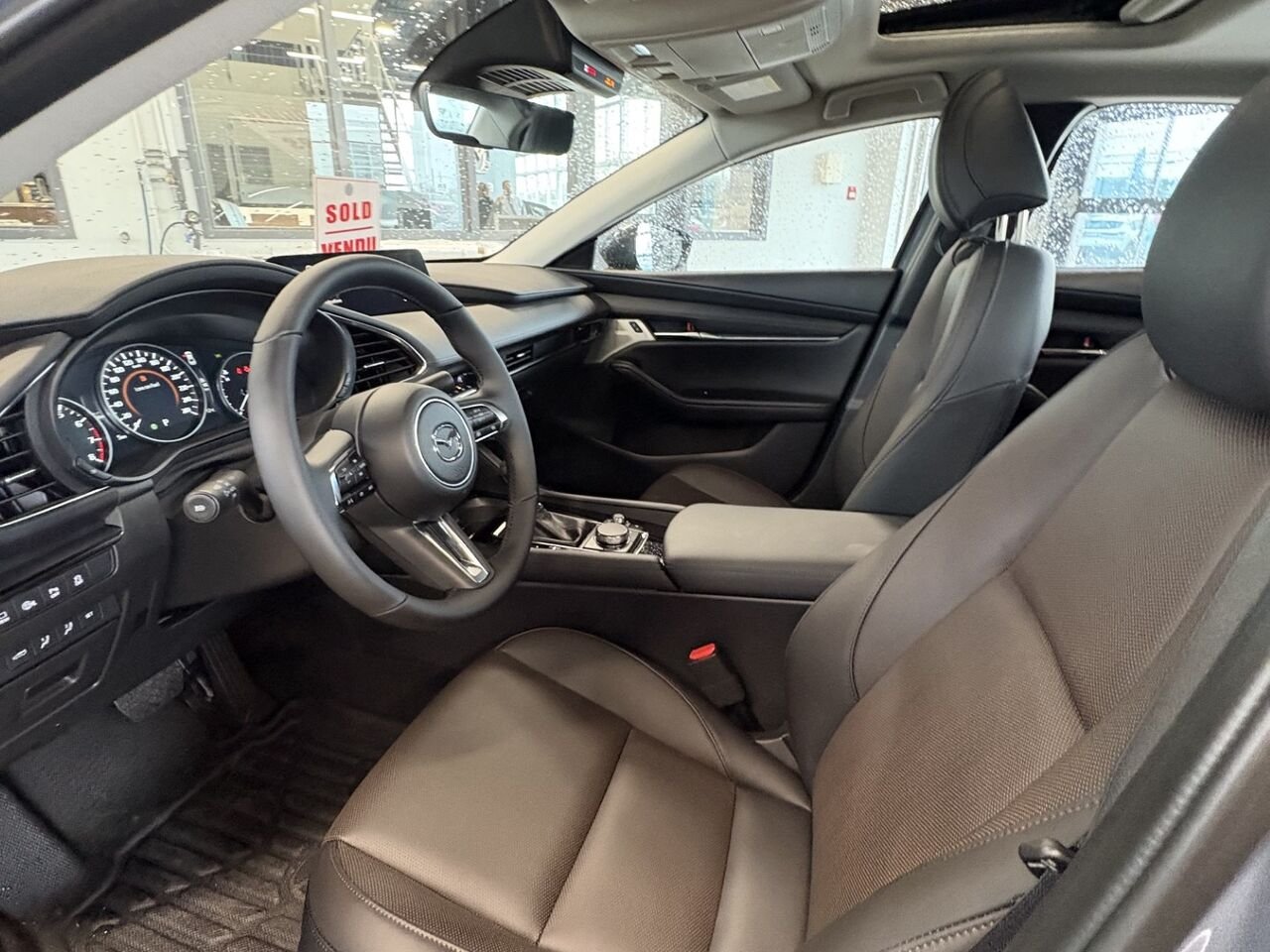 MAZDA Mazda3 GT 2026 Gris polymétal métallisé Châteauguay - photo #7