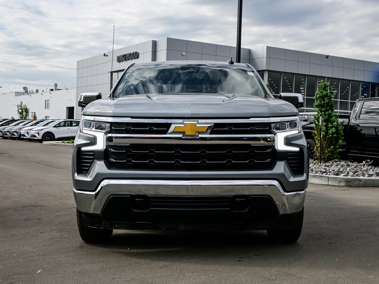 2025 Chevrolet Silverado 1500 4WD Crew Cab 147 LT Grey Sherwood Park - photo #2