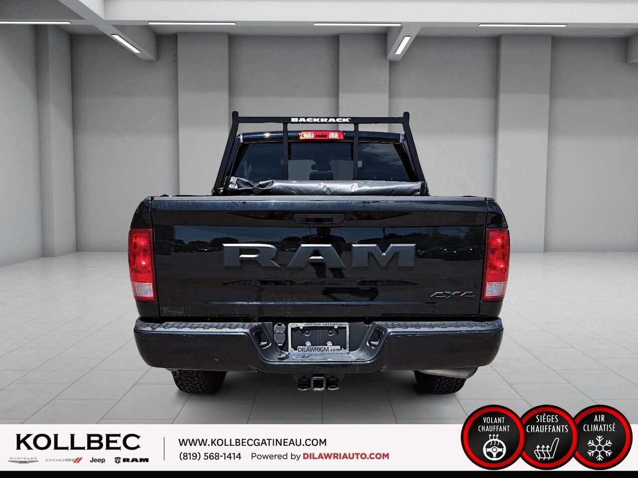 RAM 1500 CLASSIC Express Night Edition Crewcab 4x4 2023 Noir Ottawa & Gatineau - photo #15