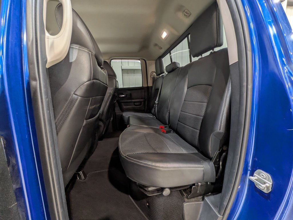 Ram 1500 4WD Quad Cab 140.5" Sport 2017 Bleu Val-David - photo #10