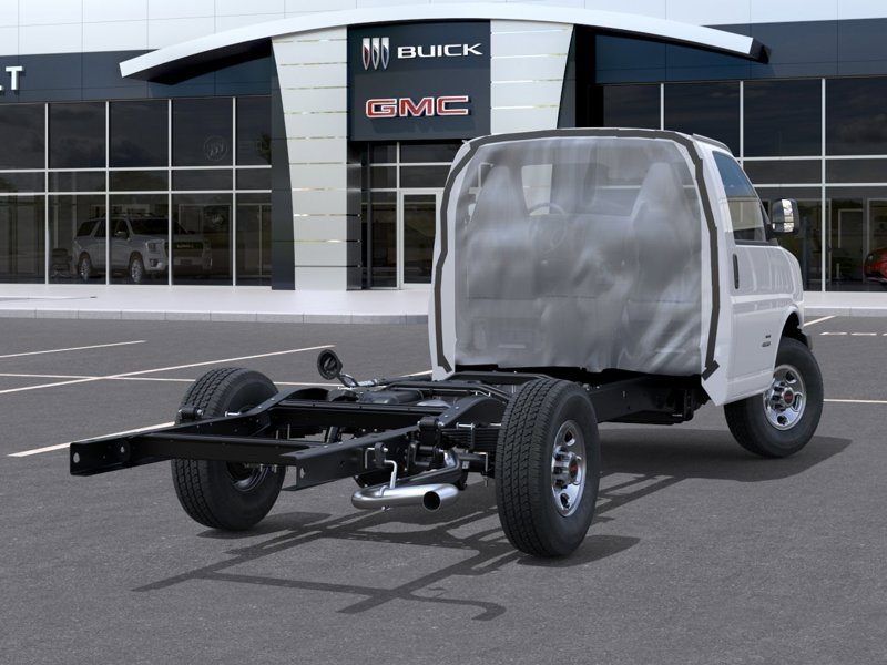 2026 GMC Savana Commercial Cutaway 2026 SUMMIT WHITE