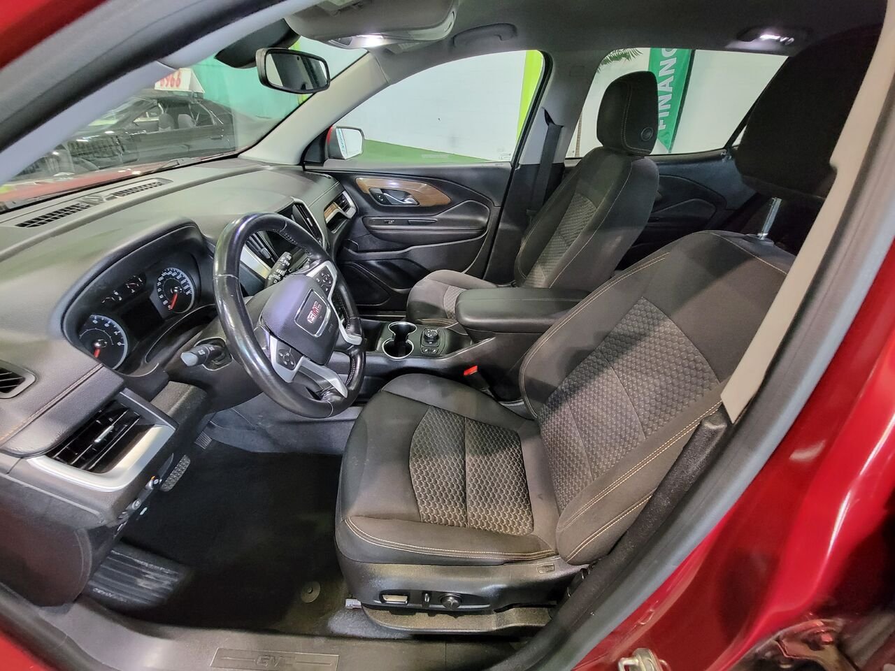 2018 GMC Terrain Red  - photo #11