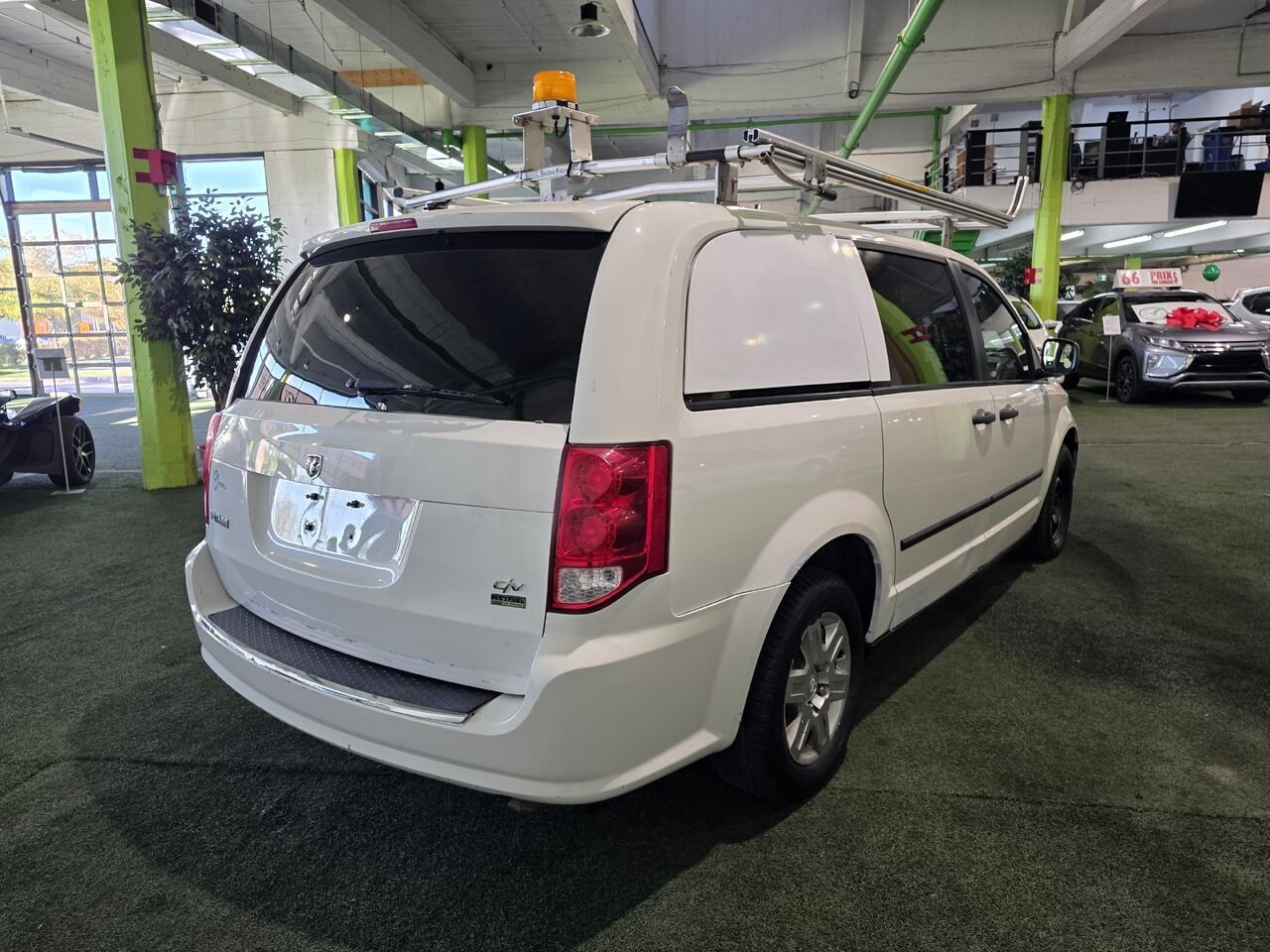 Ram Cargo Van 2013 Blanc Longueuil, - photo #5