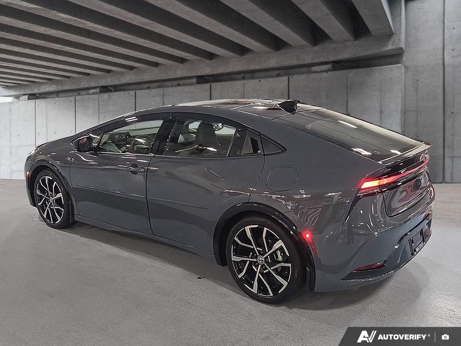 2025 Toyota Prius Plug-In Hybrid 2025 Guardian Gray