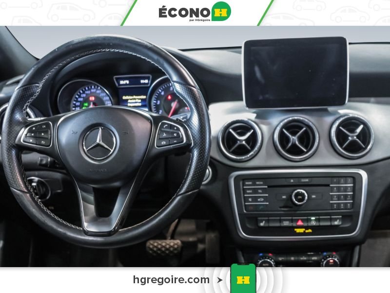 Mercedes Benz CLA 2016 Rouge Laval - photo #13