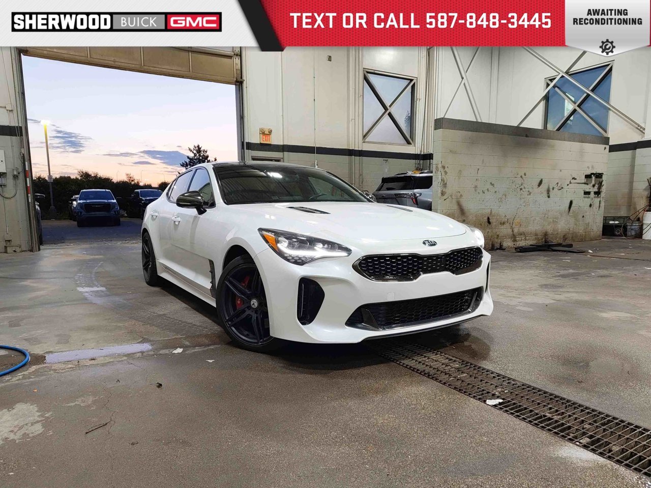 2018 Kia Stinger GT Limited AWD White Sherwood Park - photo #0