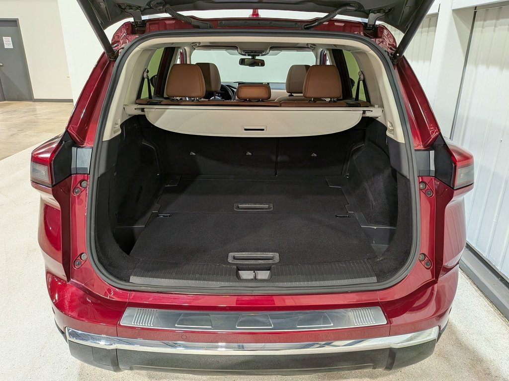 2024 Nissan Rogue AWD Platinum Red Val-David - photo #8