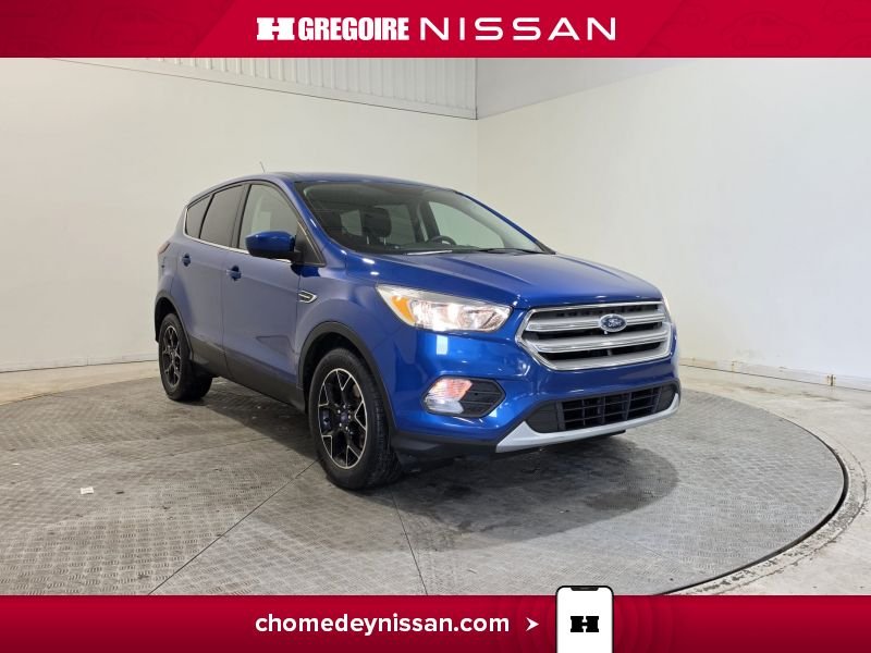 2019 Ford Escape Blue Laval - photo #0