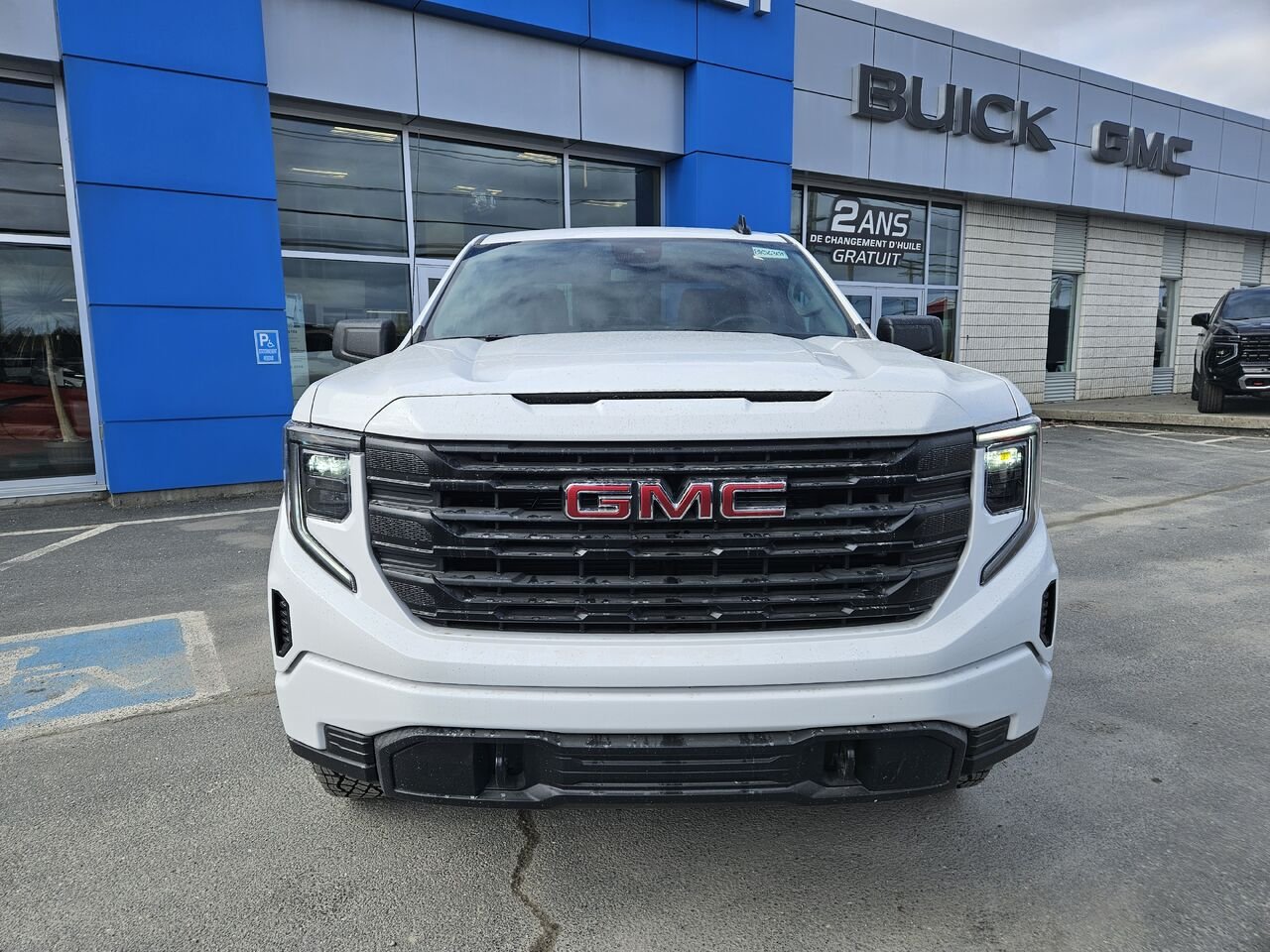 2026 GMC Sierra 1500 Pro cabine multiplace 4RM 157 po Summit White Thetford Mines - photo #2