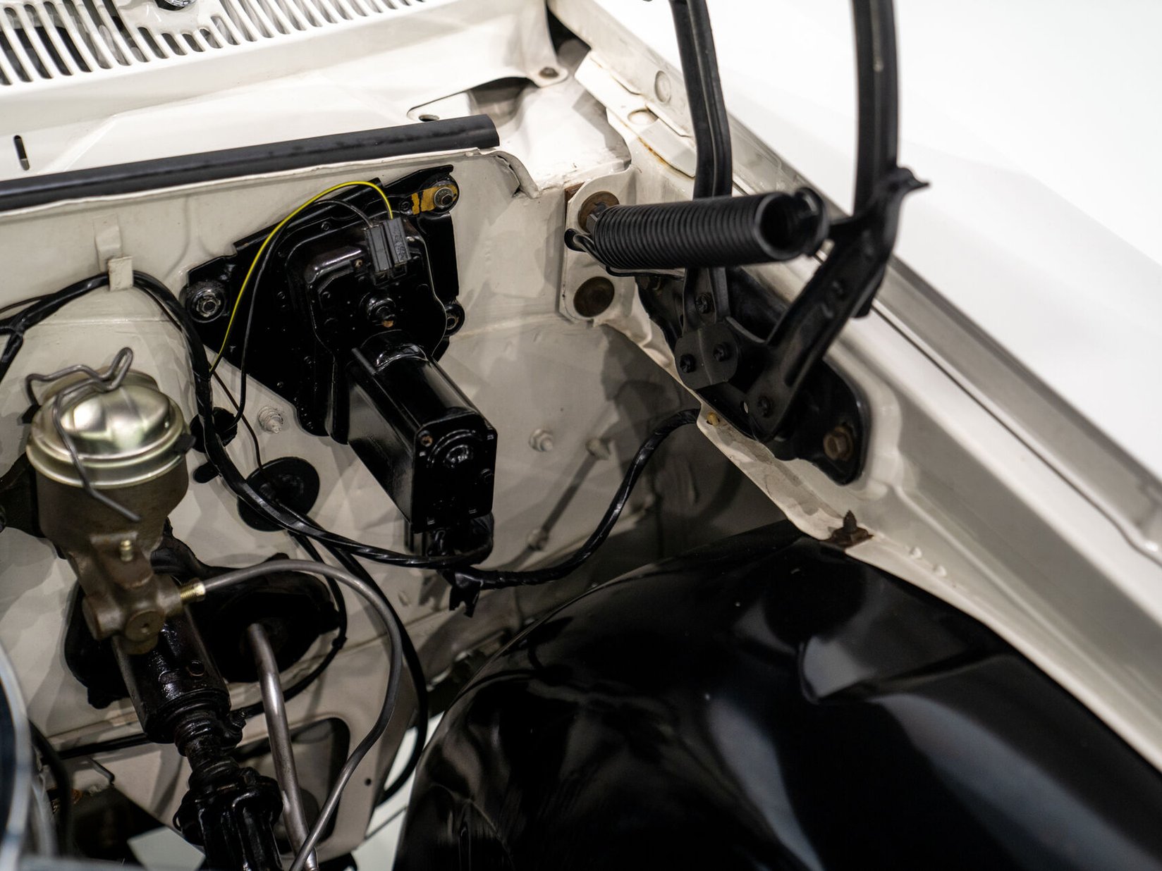 1964 Chevrolet Biscayne Matching 409 / 425HP Transmission 4 Vitesse Complètement Entièrement restauré **PRIX EN USD** White Montreal - photo #83