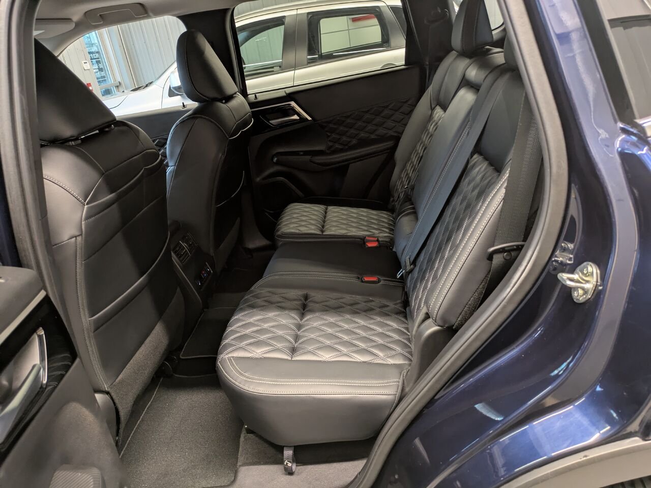 2024 Mitsubishi Outlander Plug-In Hybrid Gatineau - photo #17