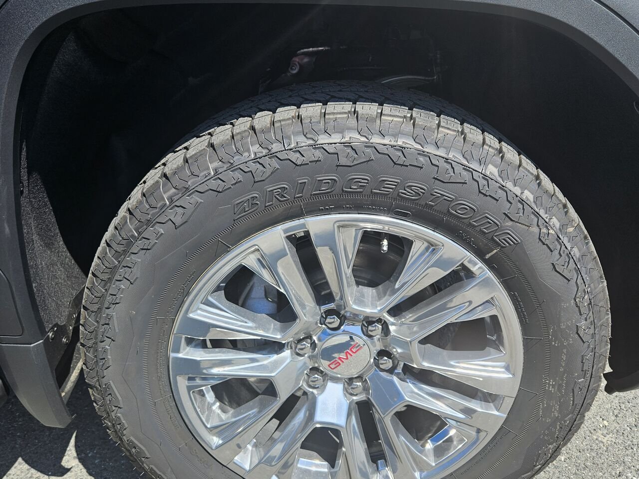 GMC Sierra 1500 Denali cabine multiplace 4RM 147 po 2026 Noir onyx Thetford Mines - photo #18