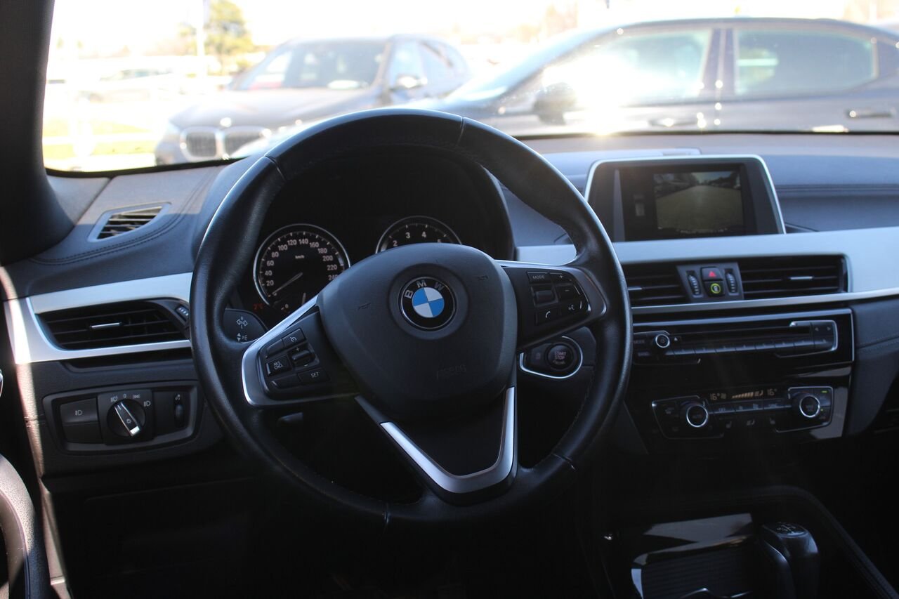 2018 BMW X2 VIN: WBXYJ5C35JEF73862 White Sainte-Rose - photo #11