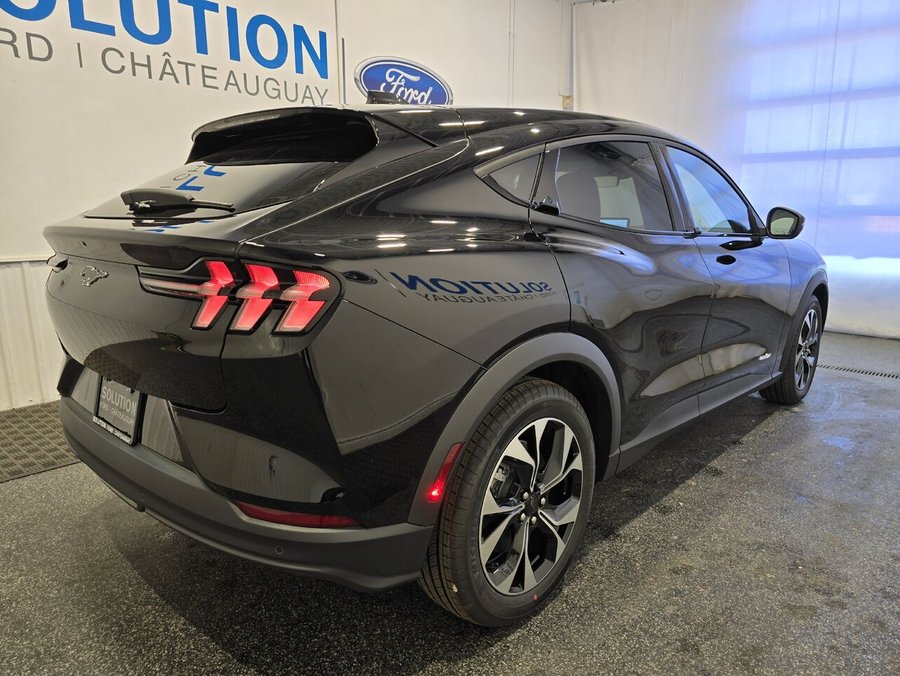Ford Mustang Mach-E 2026 Noir