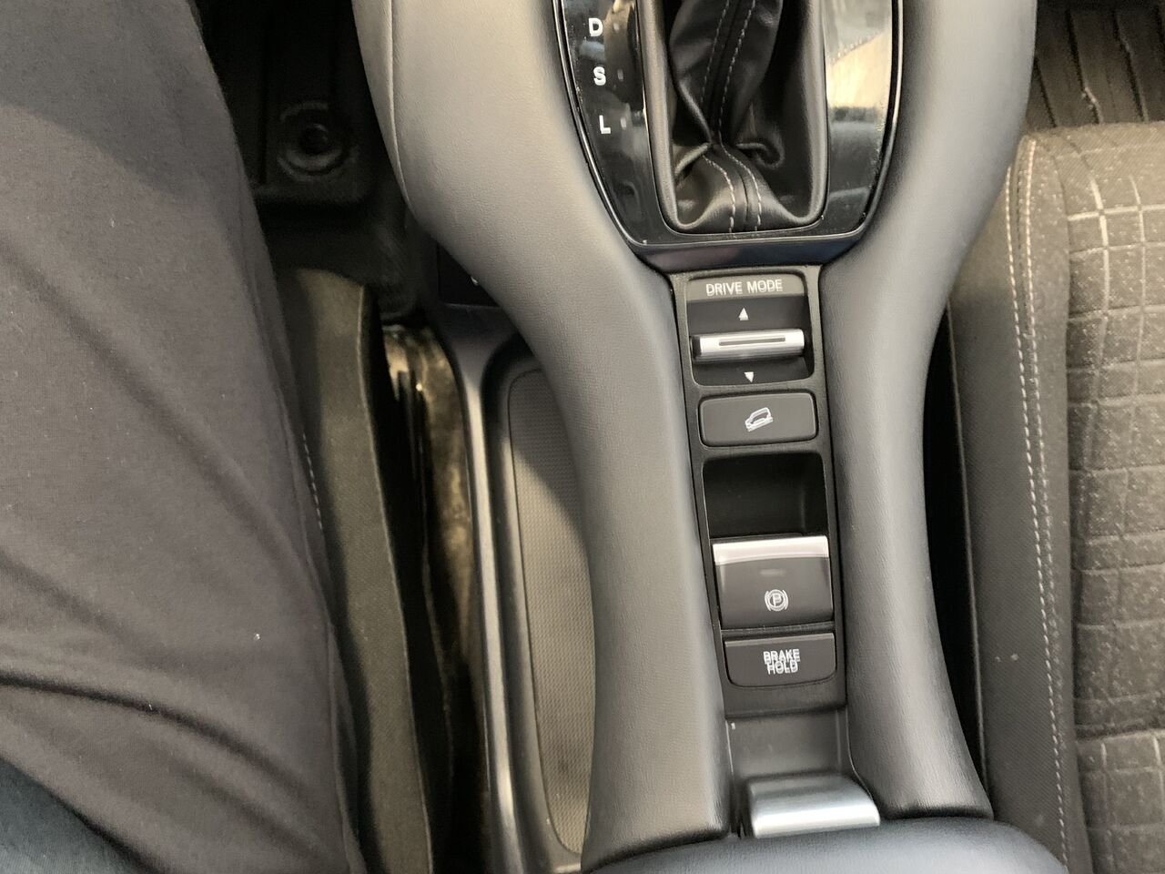 Honda HR-V HR-V LX 2024 Noir Châteauguay - photo #33