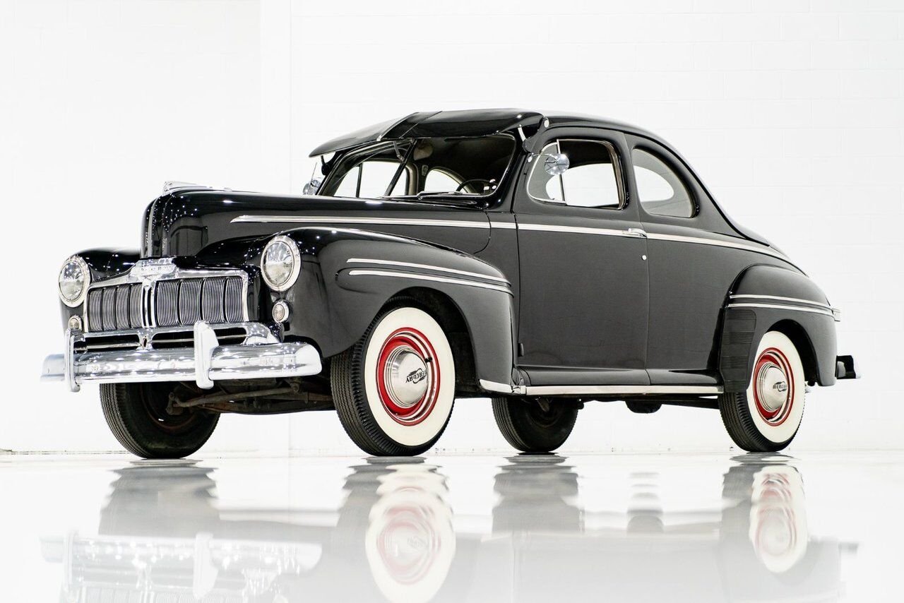 Mercury Eight Business Coupe 1947 Noir Montréal - photo #38