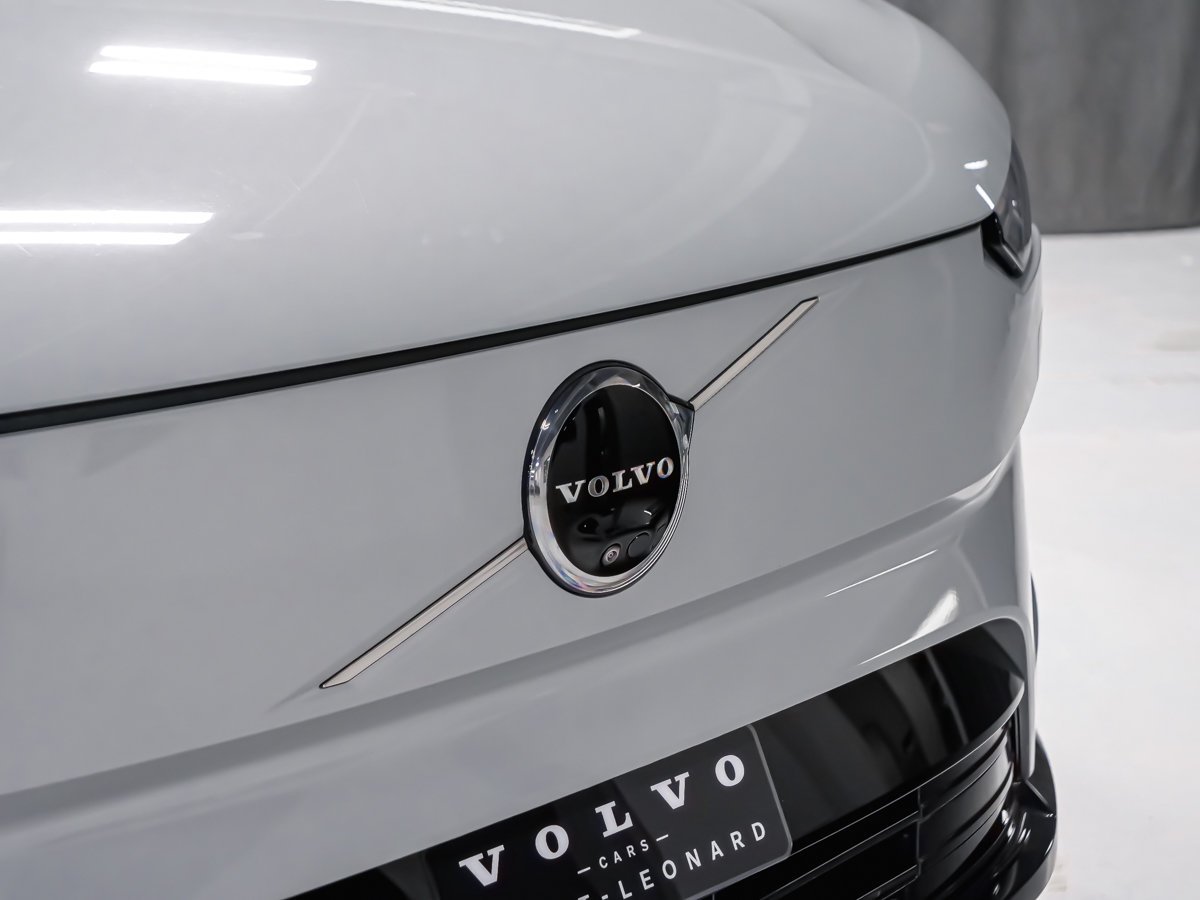 2025 Volvo EX90 ULTRA MAGS 22PO BOWER WIKINS Grey Montreal - photo #9