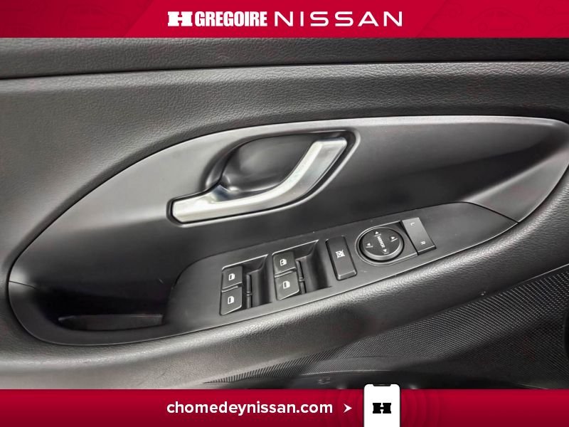 Hyundai Elantra 2018 Noir Laval - photo #13