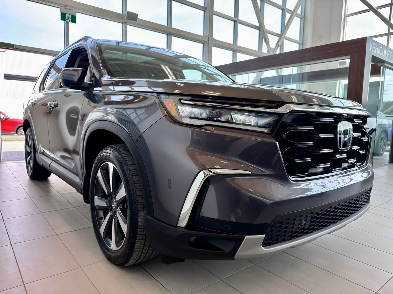 2025 Honda Pilot gray Notre-Dame-des-Prairies - photo #6
