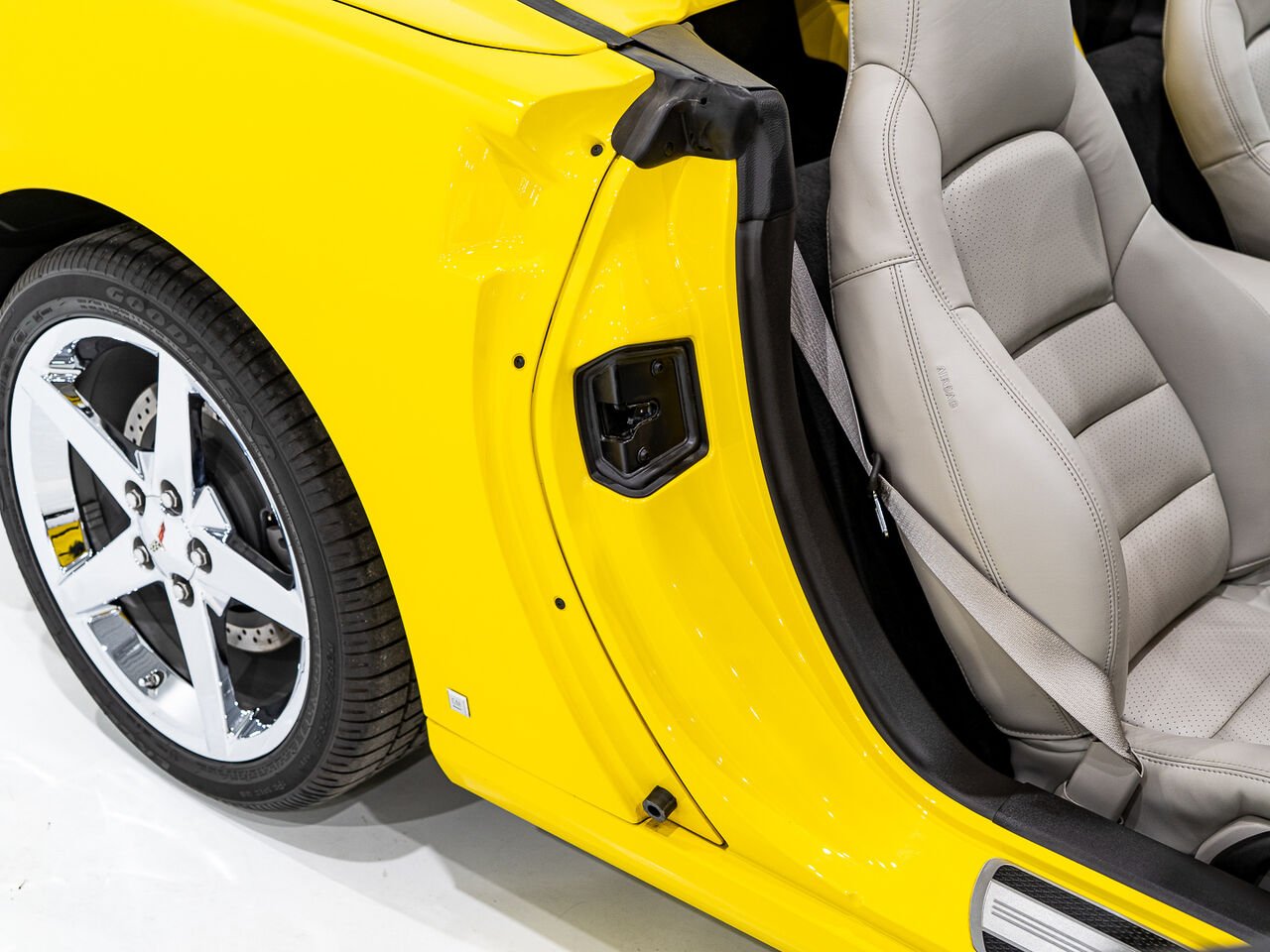 2008 Chevrolet Corvette With only 900km (563mi) From new with window sticker Yellow Kirkland - photo #45