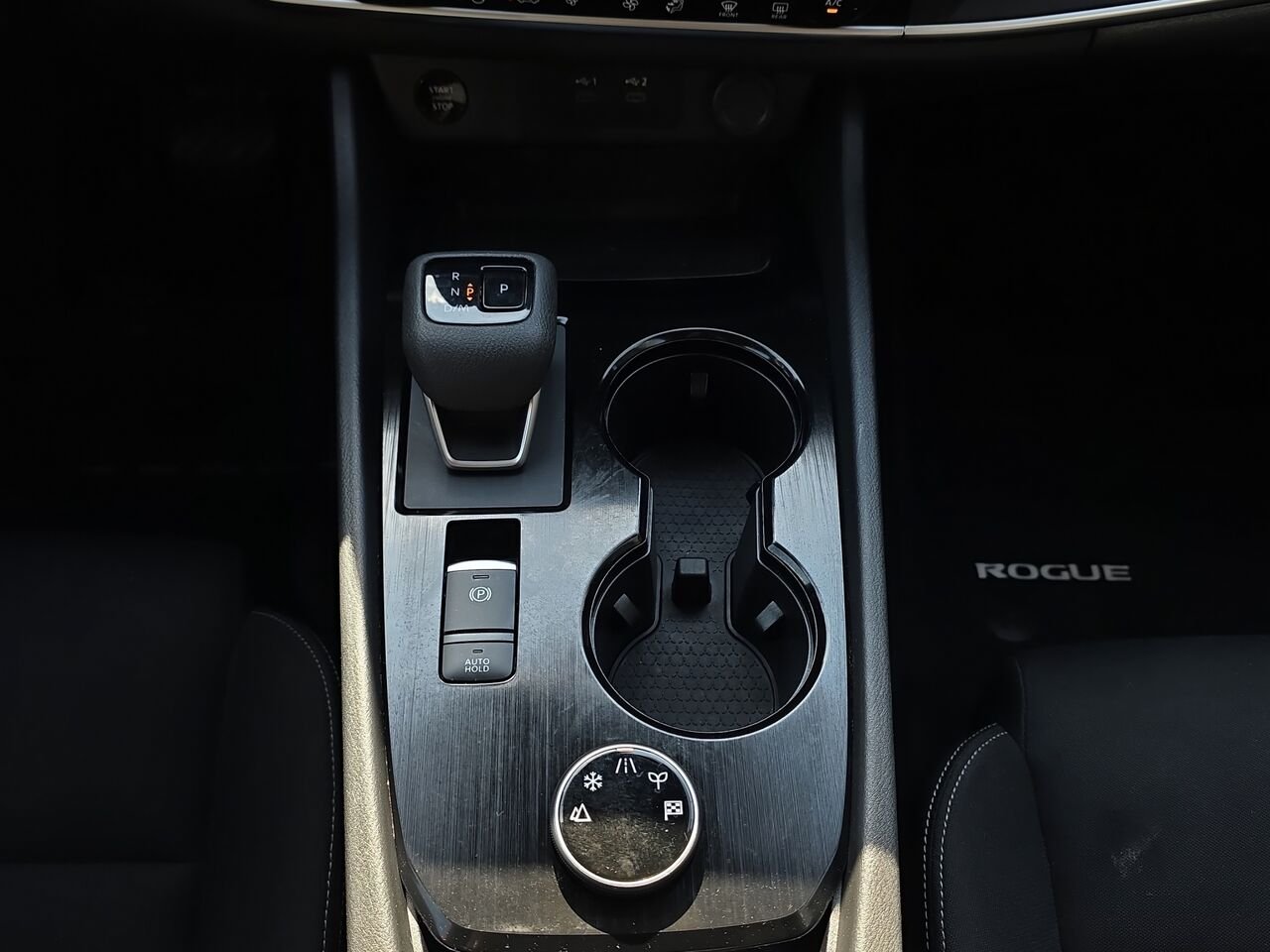 2024 Nissan Rogue S TI AWD, Cruise control, Sièges chauffant, écran tactile Red Val-David - photo #11
