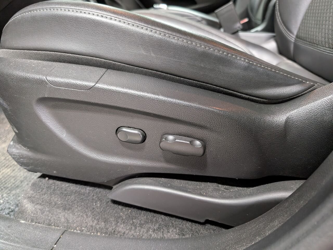 2020 Buick Encore KL4CJ2SB0LB037198 Red Sherbrooke - photo #10