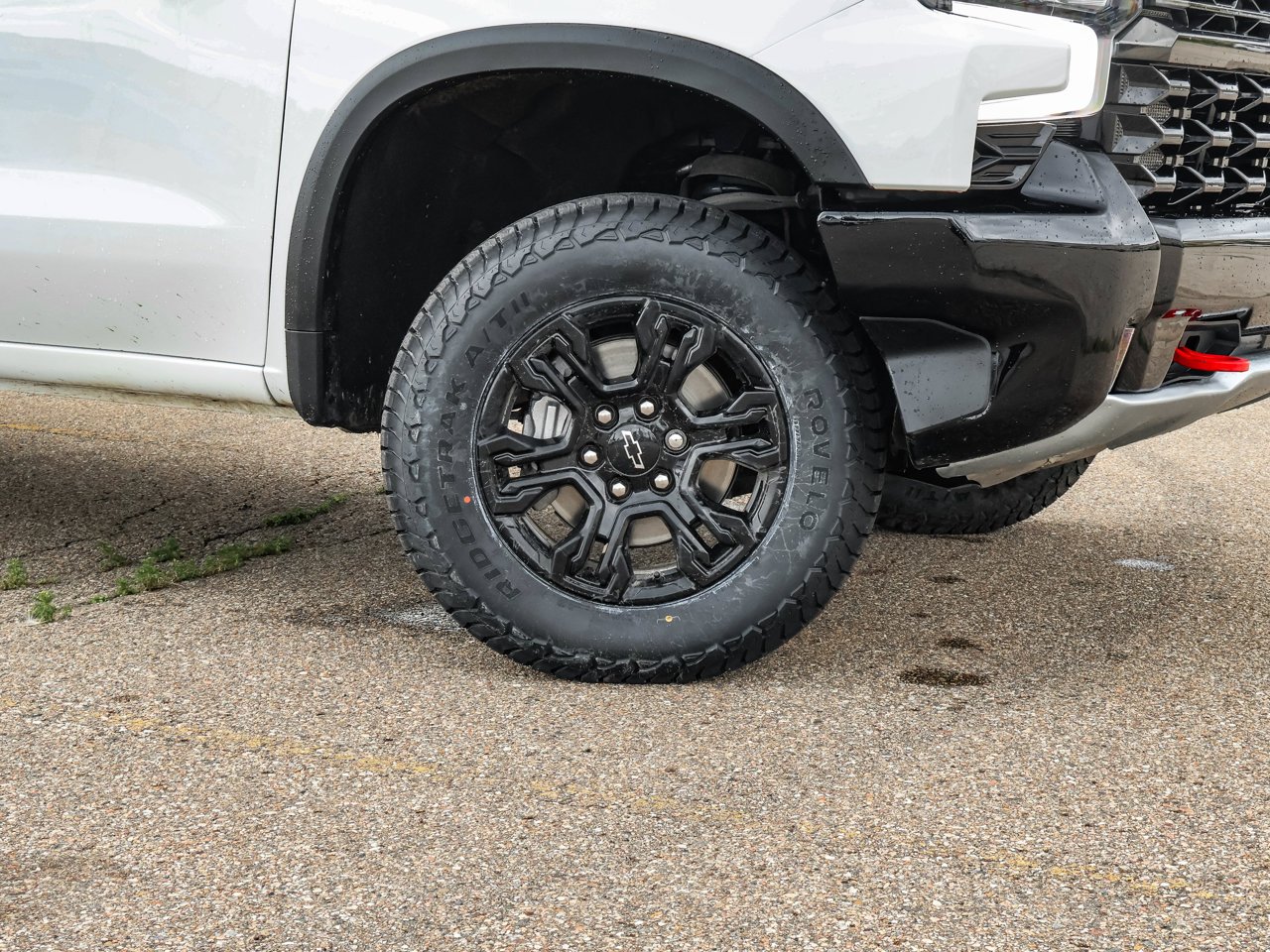 2022 Chevrolet Silverado 1500 4WD Crew Cab 147 ZR2 White Sherwood Park - photo #10