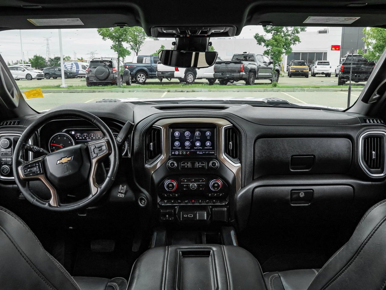 2021 Chevrolet Silverado 3500HD 4WD Crew Cab 172 High Country White Sherwood Park - photo #16
