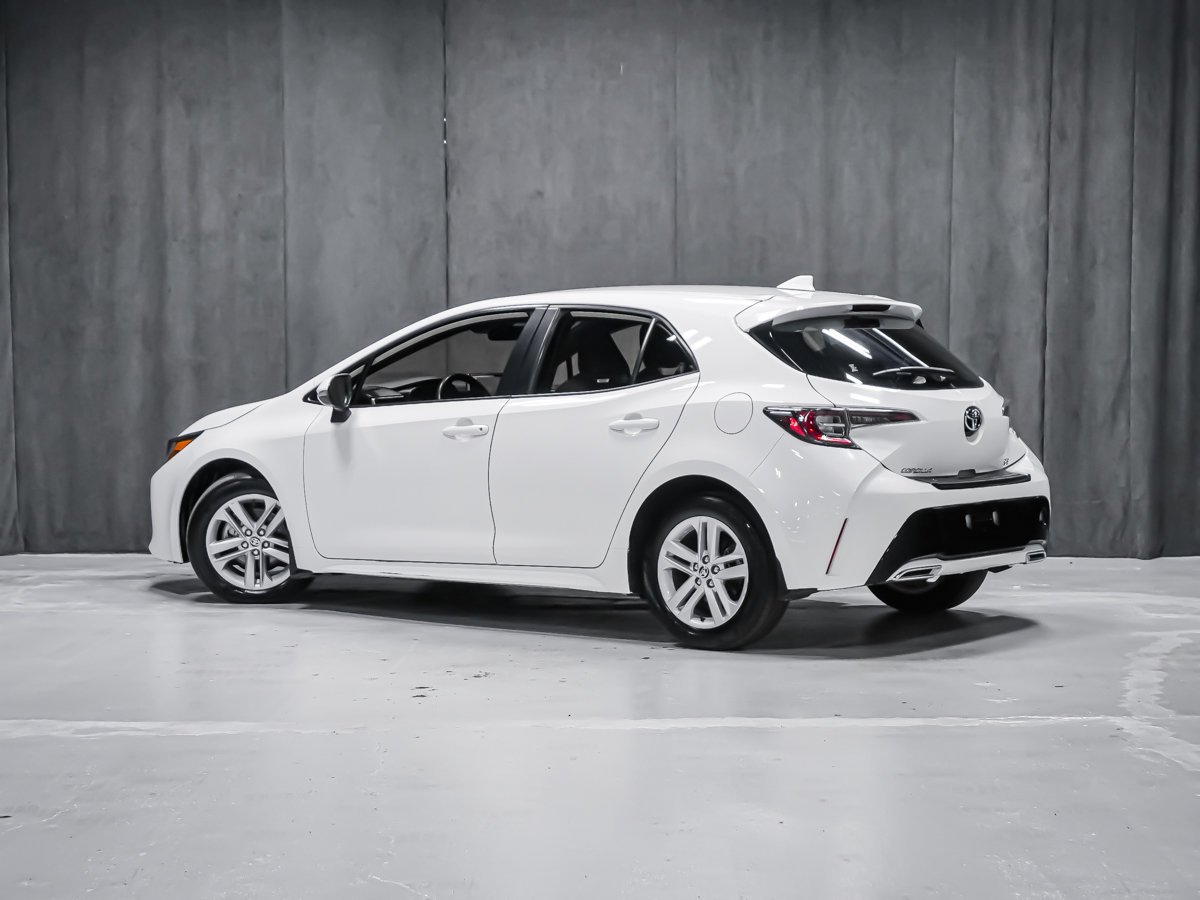Toyota Corolla à hayon 2022 Blanc Montréal - photo #3