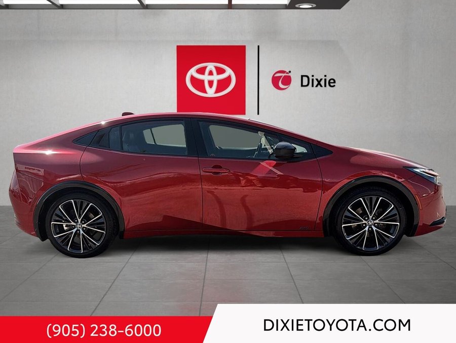 2023 Toyota Prius 2023 Supersonic Red