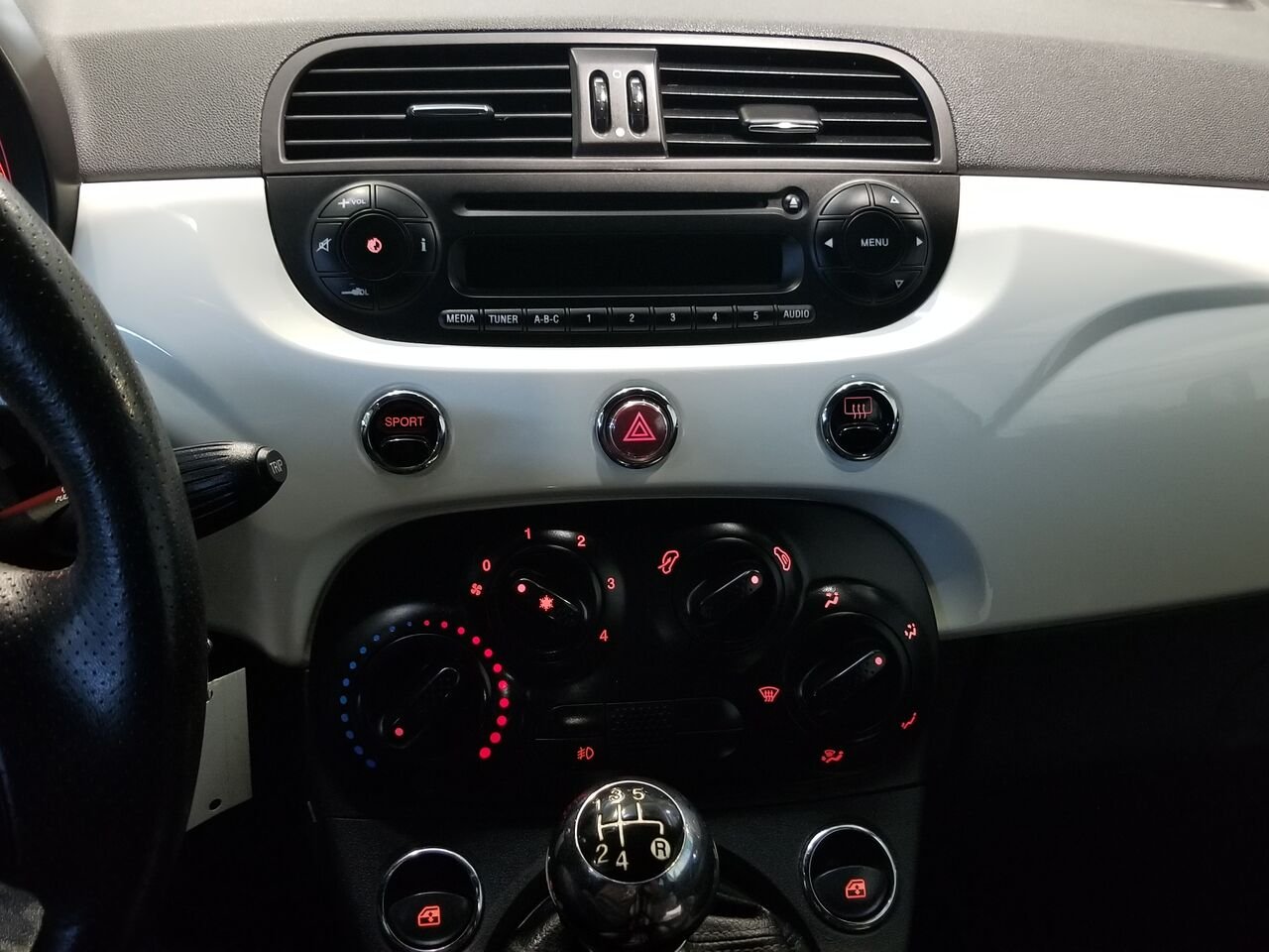 2014 FIAT 500 White  - photo #27
