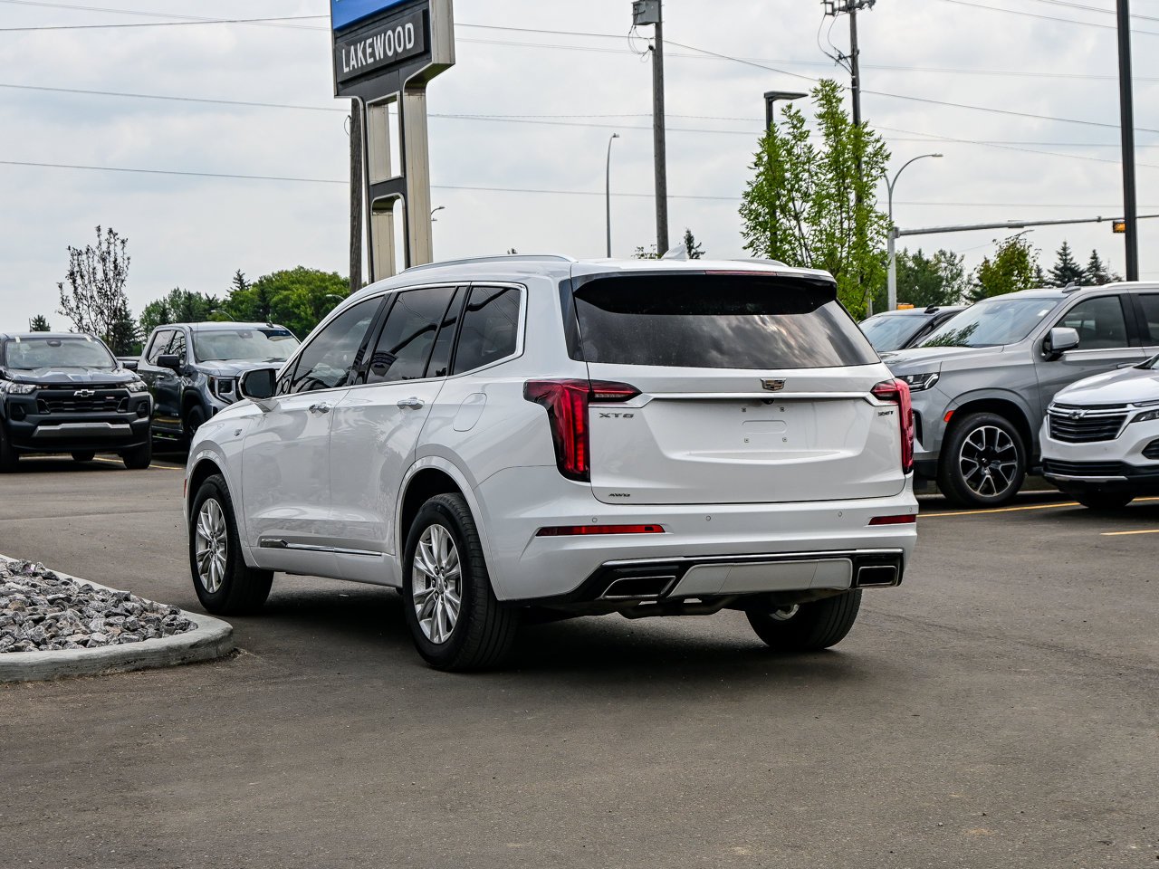 2024 Cadillac XT6 AWD 4dr Luxury White Sherwood Park - photo #10