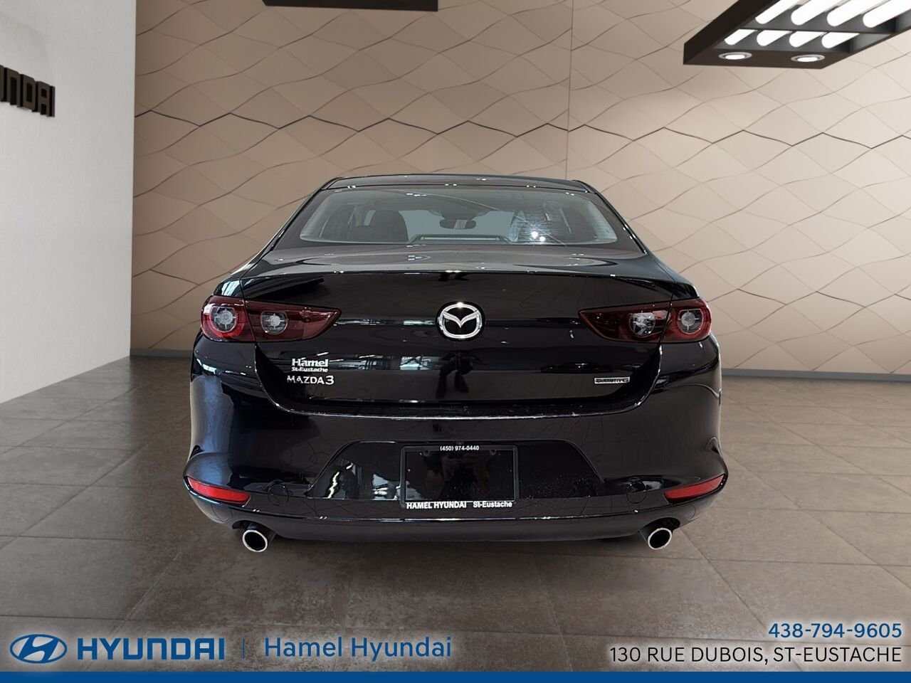 2025 Mazda Mazda3 Black Saint-Eustache - photo #3