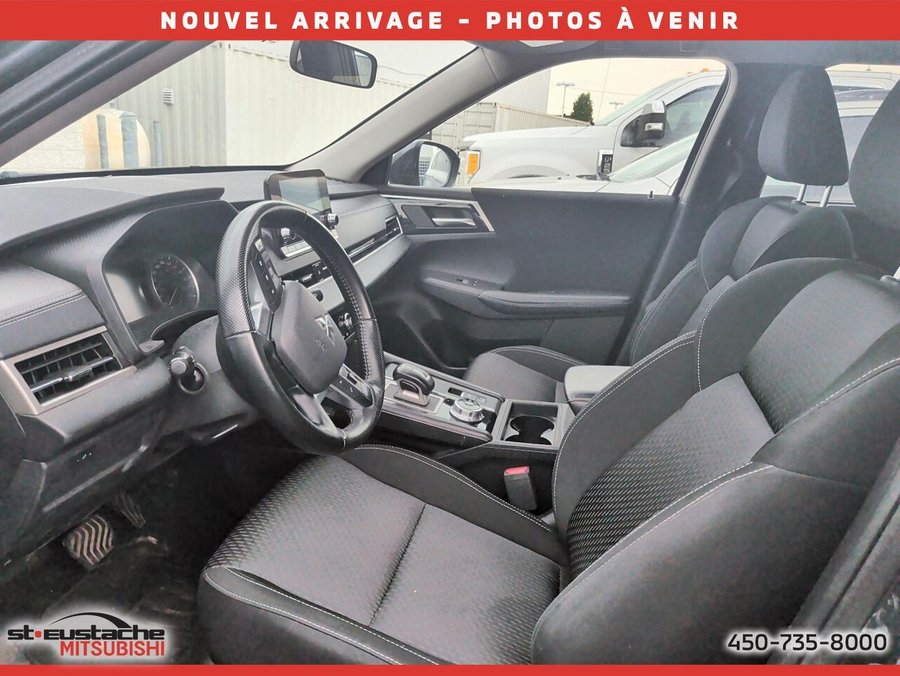 Mitsubishi Outlander ES S-AWC-BANC CHAUFFANT-CAMERA DE RECUL-CARPLAY/ANDROID AUTO 2024 Gris