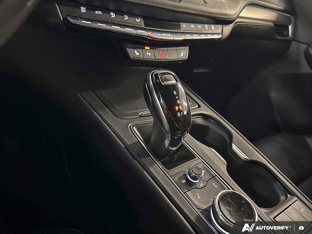 2021 Cadillac XT4 2601963A | AWD Premium Luxury Blue Edmonton - photo #16