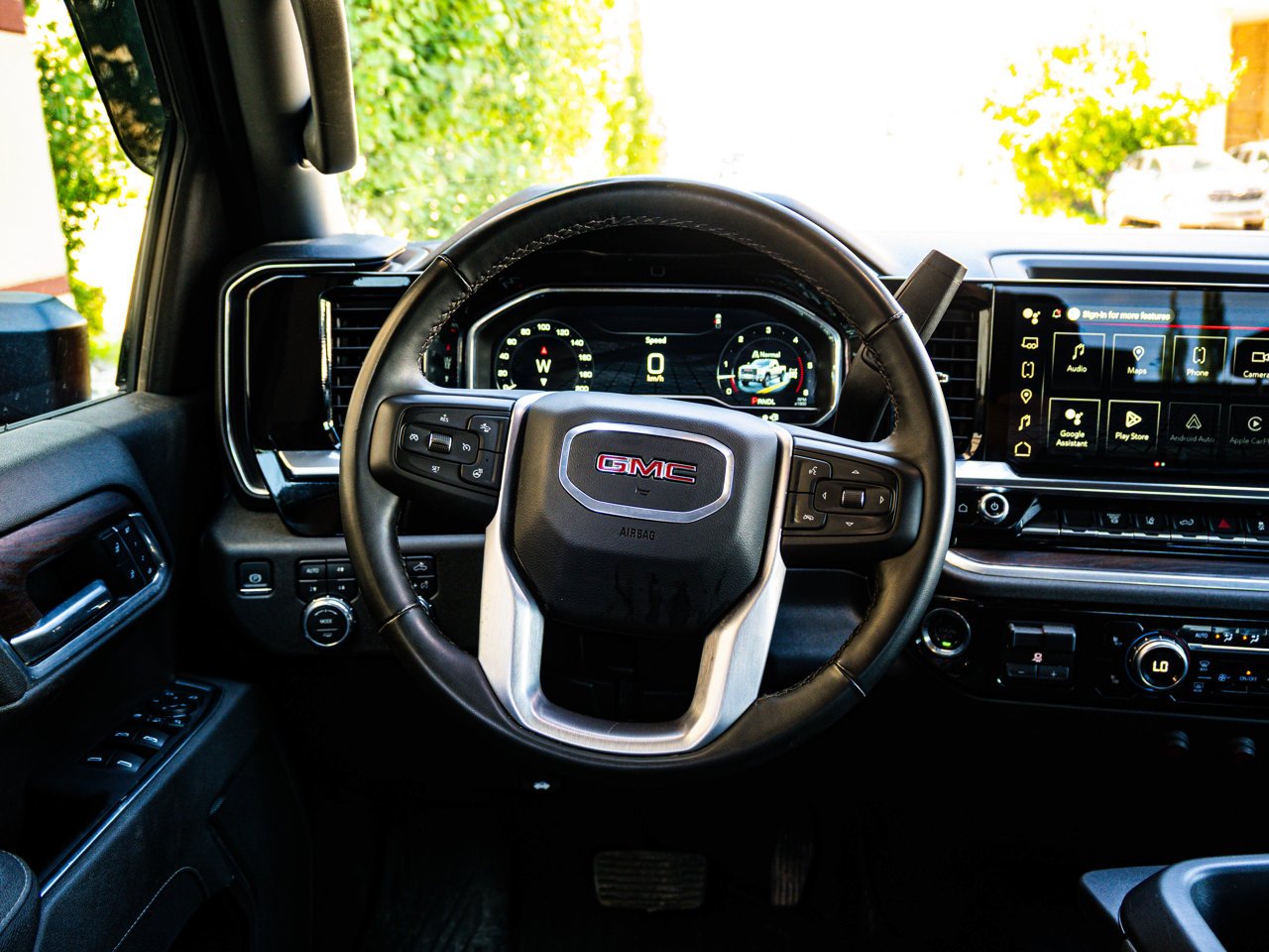 2025 GMC Sierra 3500HD 4WD Crew Cab 159 SLT Red Sherwood Park - photo #31