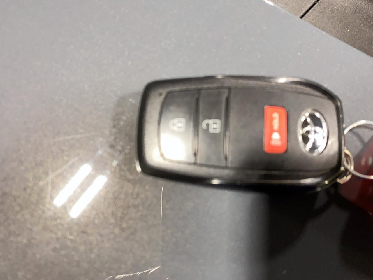 2024 Toyota Prius Prime VIN JTDACACU4R3019131 Grey Baie-Comeau - photo #18