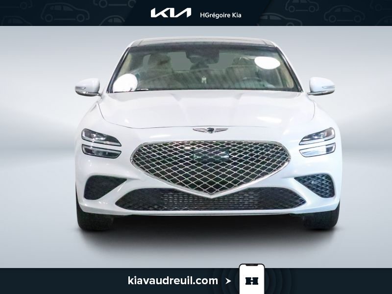 2022 Genesis G70 White Saint-Eustache - photo #1